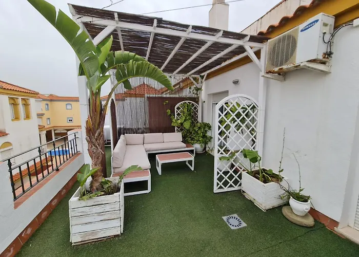 Atico Con Gran Terraza Y Barbacoa En Zahara