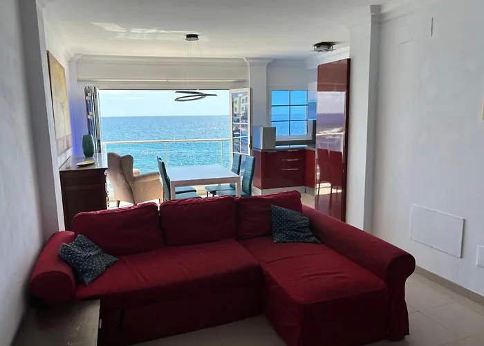 Vivienda 1ª Linea Mar En Paseo Maritimo