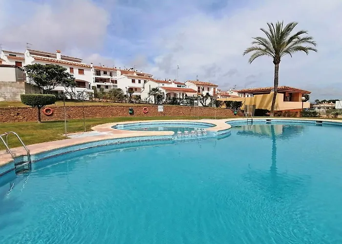 3 Bedroom Pet Friendly Home In Peniscola