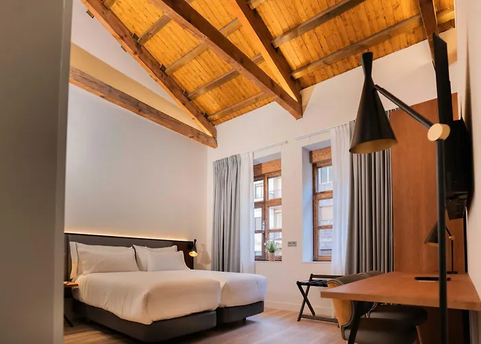 Prisma Suites
