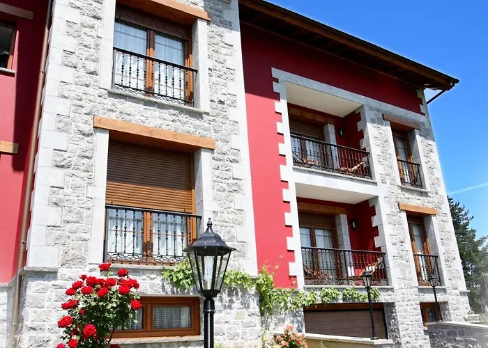 Apartamentos Rurales La Vina
