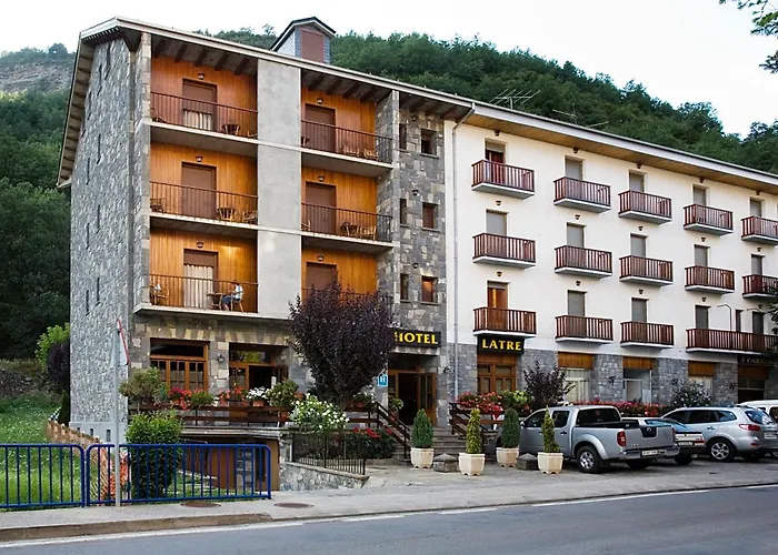 Hotel Latre