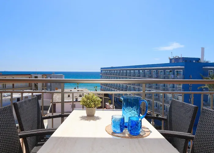 Uhc Virgen Del Carmen Apartments