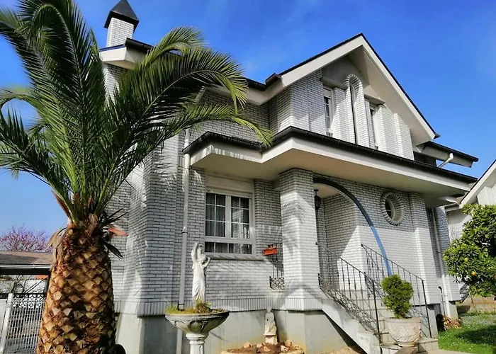 Seven J House