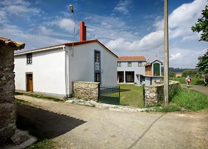 Apartamentos Turísticos La Calleja