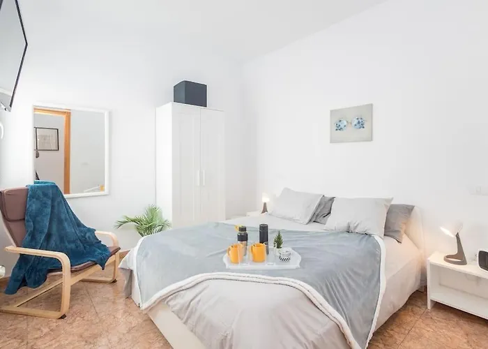 Piso De 3 Habitaciones En Agueimes