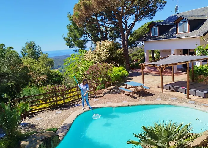 Casa Con Piscina En Sant Cebria De Vallalta