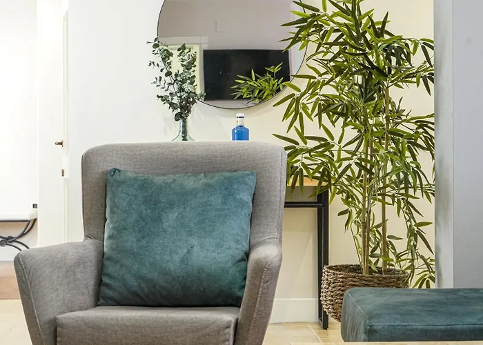Apartamentos Puente Romano Suites