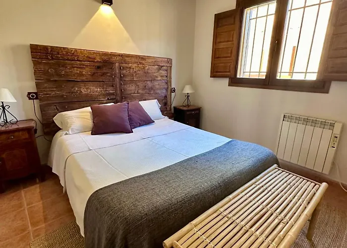 Casas Bajas Alojamiento Rural