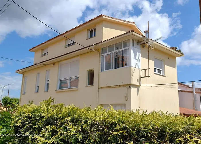 Casa Abruneiras