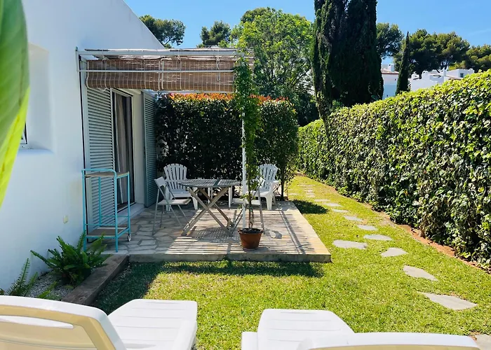 Habitación con jardín y terraza en el Tosalet