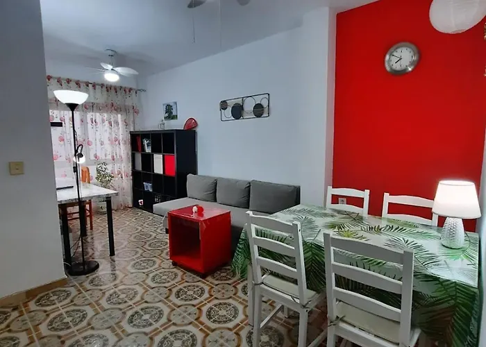 Habitaciones En Mi Piso Del Centro De Huelva