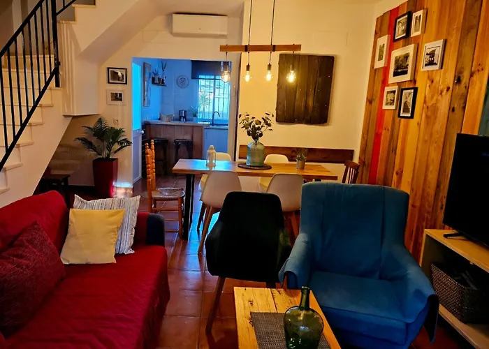 La casa junto al Sendero del Río