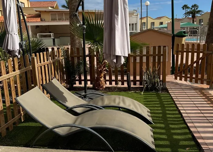 809 Green Oasis Club