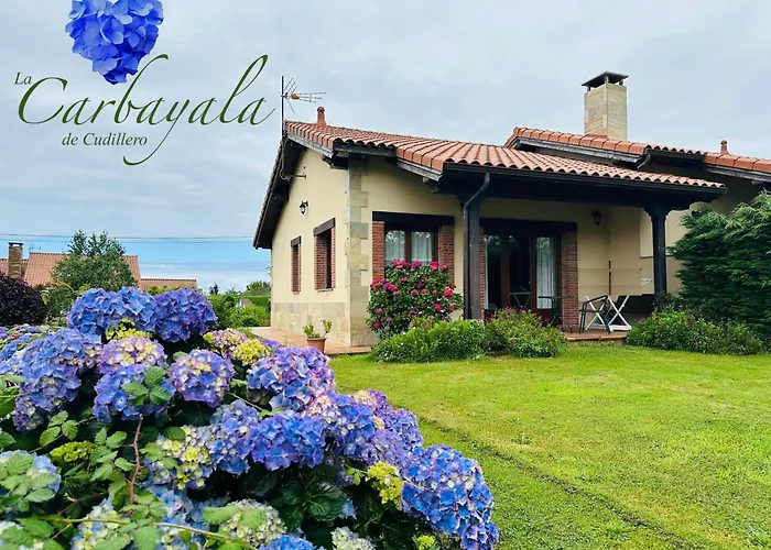 Apartamentos Rurales La Carbayala