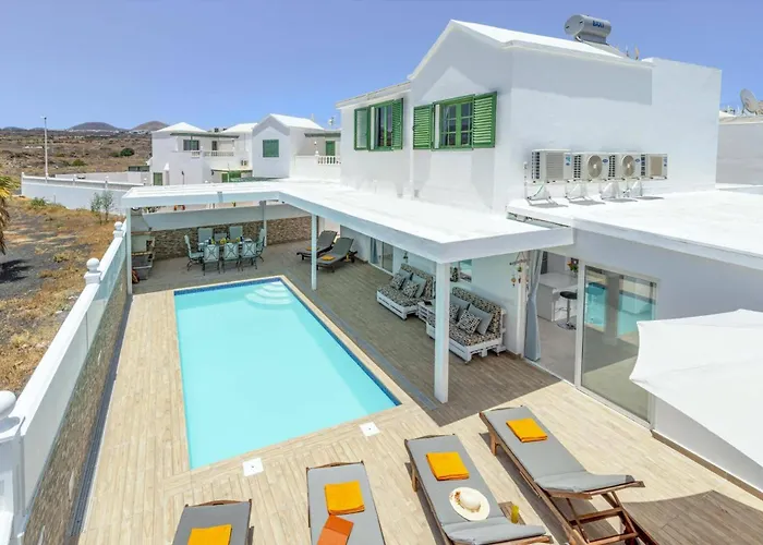 Villa Deluxe By Villa Plus