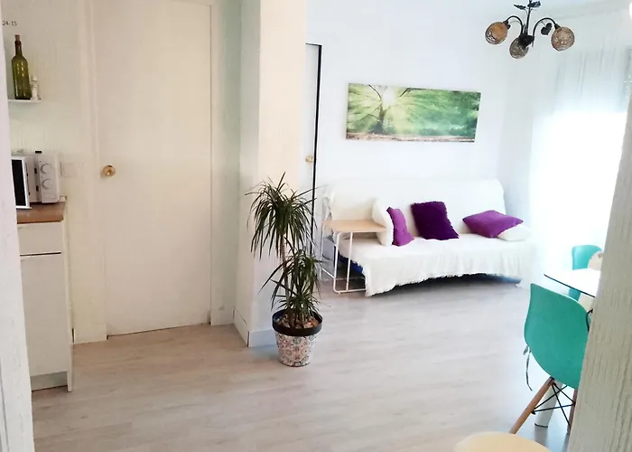 Habitación con vistas a Santa Bárbara junto a la Universidad de Alicante