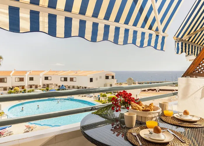 Fabulous Sea View Apartment