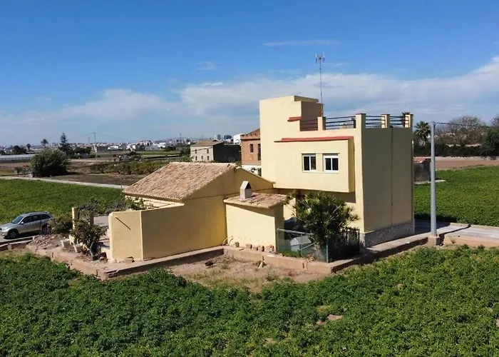Cozy Home With Garden And Terrace In Alboraya