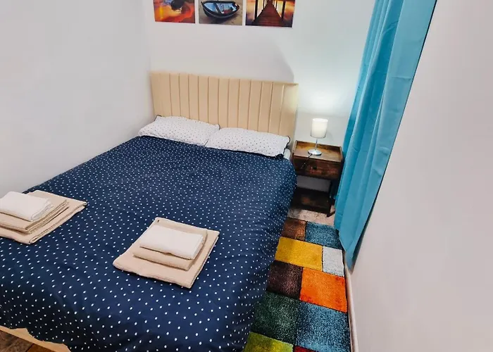 Newly Refurbished Room 2