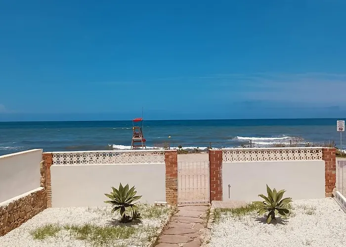 Vistas Y Terraza Panoramica Frente Al Mar En Denia, Las Rotas