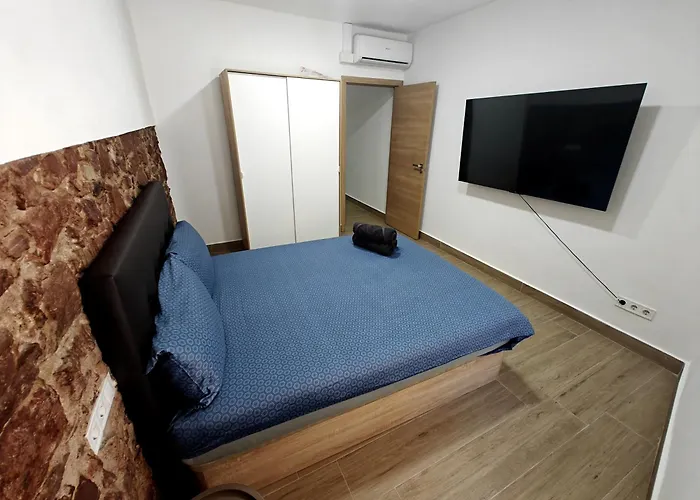 Gorgeous Appartment In Martorell-Barcelona