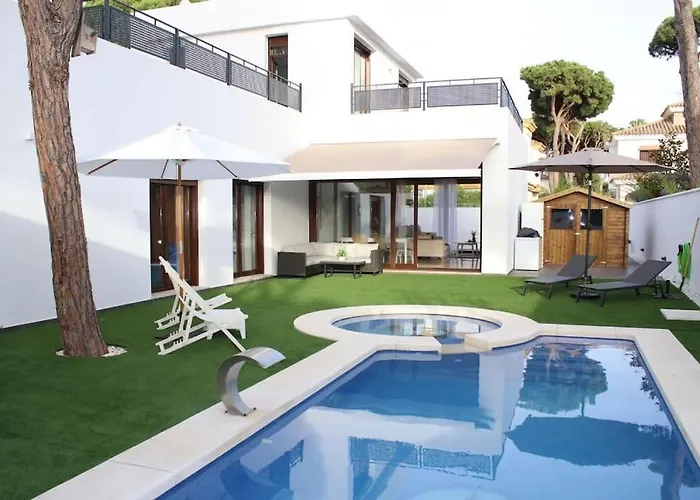 Villa De Lujo Cerca De La Playa