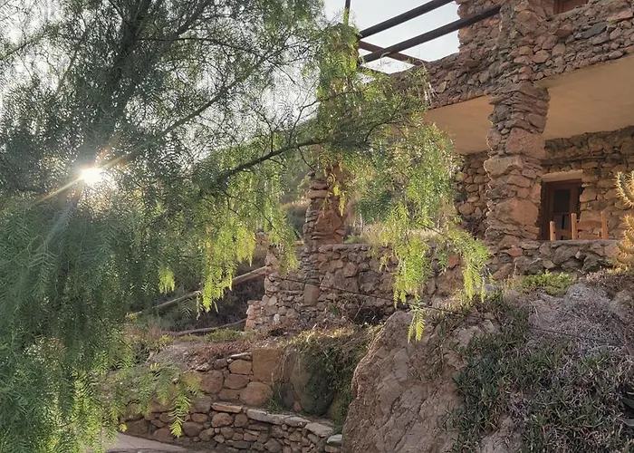 Off Grid Guesthouse - Puerto Mika - Casa Lucia