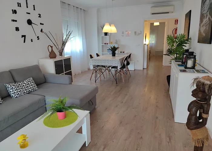 Apartamento Completo Muy Cerca Del Centro Ideal Para Familias Con Piscina