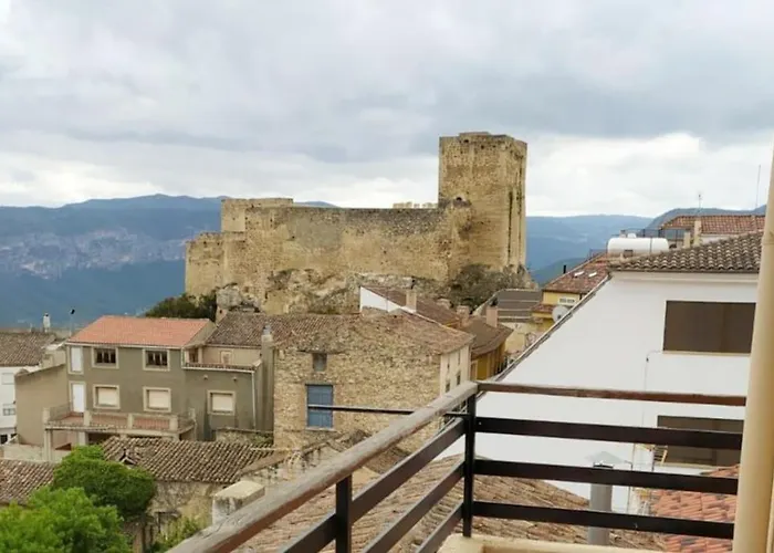 Desconecta En Yeste Con Vistas A Su Castillo