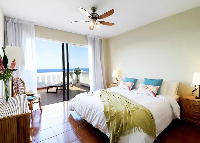 Apartamento Con Terraza Vistas Al Mar