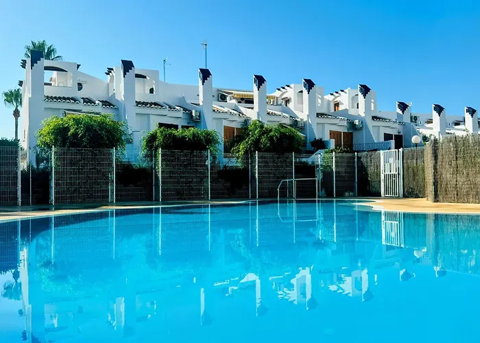 Contemporary House In Cabo Roig