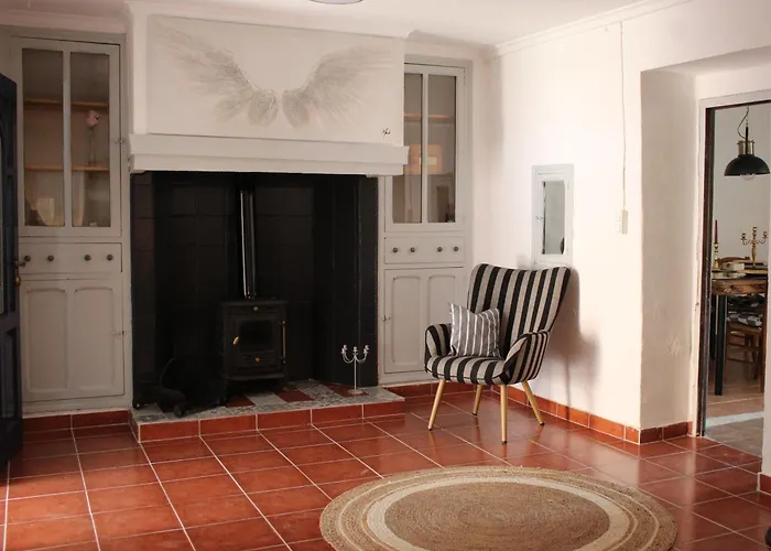 Casa Rustica Y Tranquila En Zarra