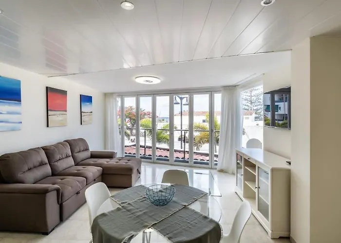 Apartamento En Primera Linea En Los Cristianos