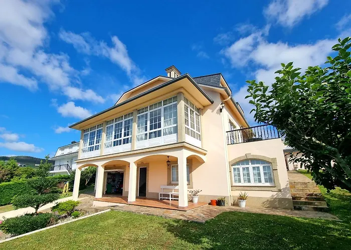 Siete Playas Surf House
