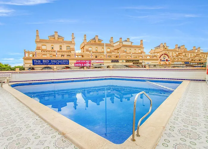 Stunning Apartment In Orihuela Costa