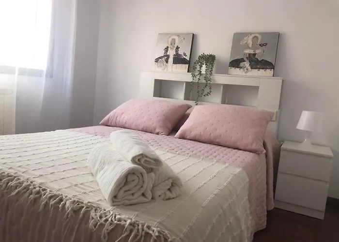 Apartamento Xacobe Grove, 120 Metros Totalmente Equipado, Luminoso, Centrico Y Con Plaza De Garaje