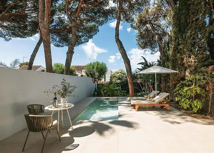 Anfitrion Villas & Suites