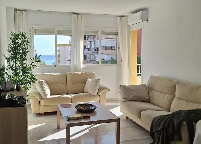 Apartment With Sea View In Torremolinos