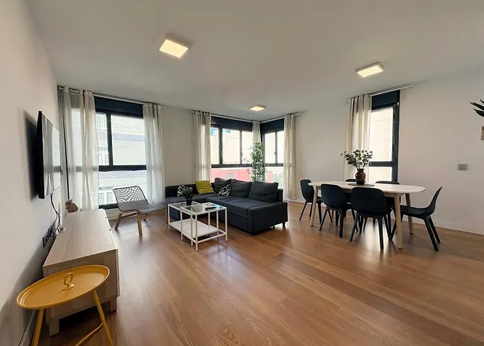 A484B Luxury By Wave Properties