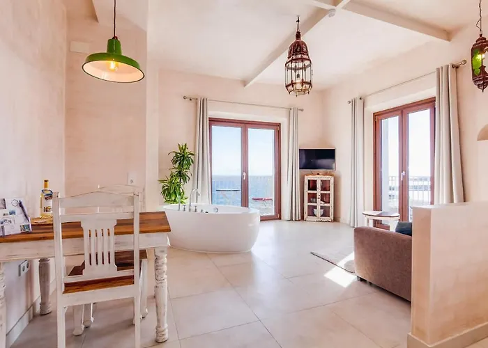 La Residencia Tarifa