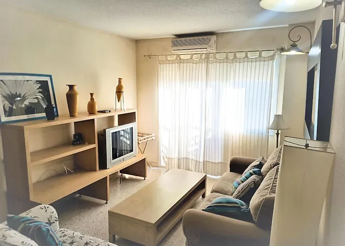 Spacious Apartment In Isla Cristina Near Beaches 115 M²