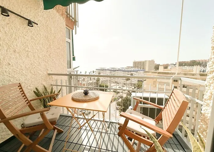 Estudio con vistas al mar a pie de playa