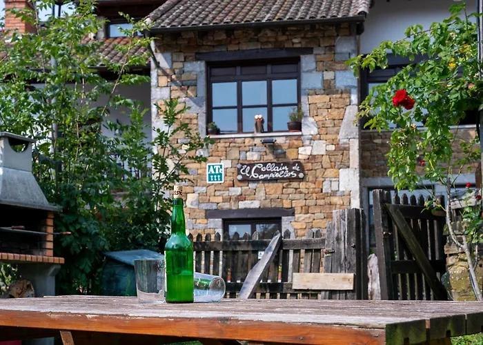 Apartamentos Rurales El Collaín de Campiellos