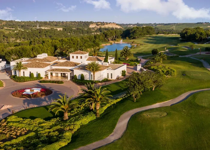 Lujoso Duplex En Las Colinas Golf & Country Club