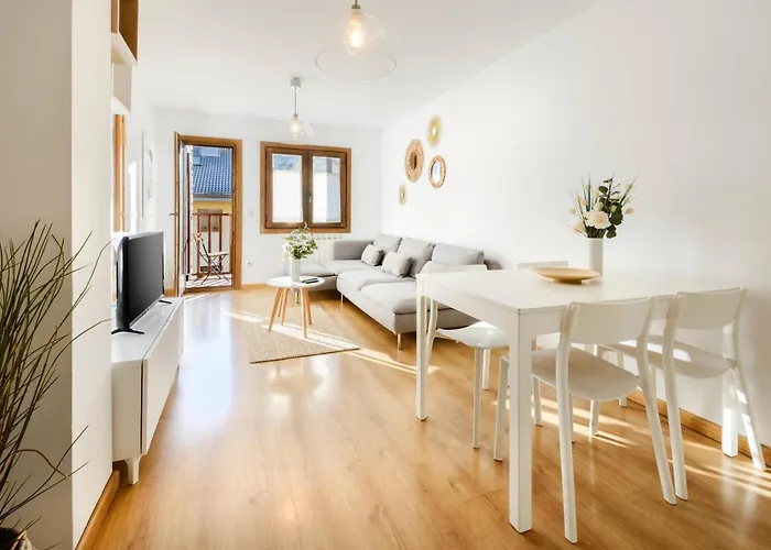 Apartamento de montaña y ESQUÍ en el Pirineo Aragonés, Villanúa - WIFI