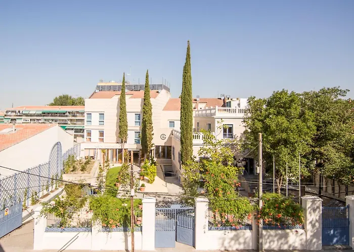 Apartamentos Plaza de Santiago - Estudios Turisticos - 1 LLAVE