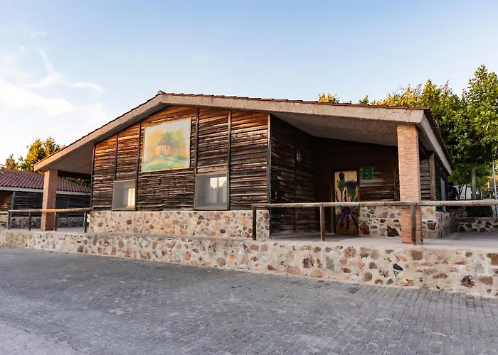 Hostal - Bungalows Camping Caceres