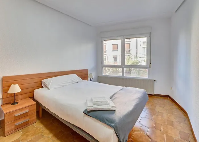 Apartamento Breton De Los Herreros