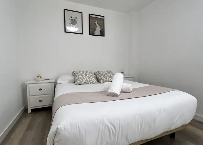 Apartamenticos Plaza Del Pilar III